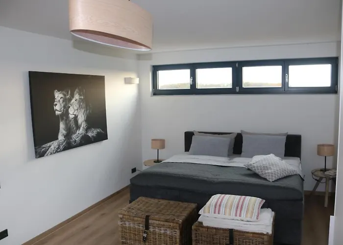 Moderne Wohlfuehlwohnung Auf Einem Dreiseitenhof Lichtenberg (Brandenburg)